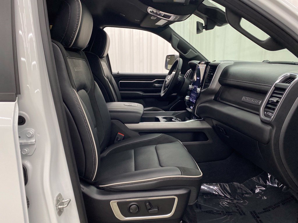 Thumbnail: 2026 RAM 1500 - 11