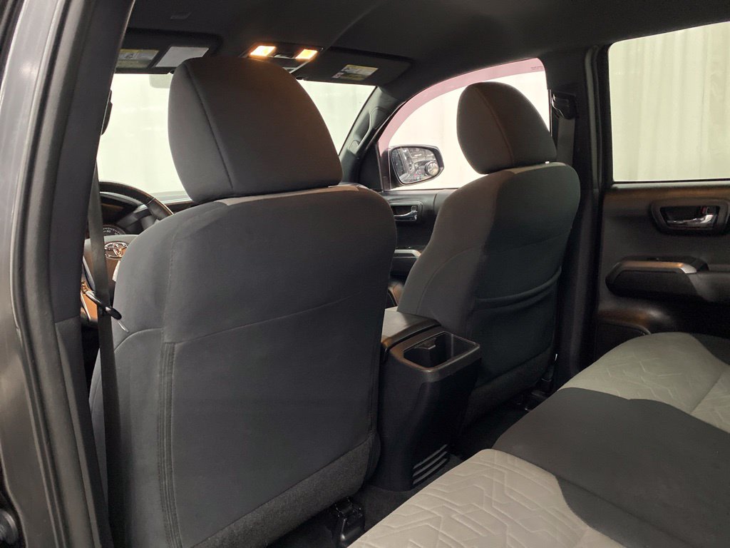 Thumbnail: 2020 Toyota Tacoma - 12