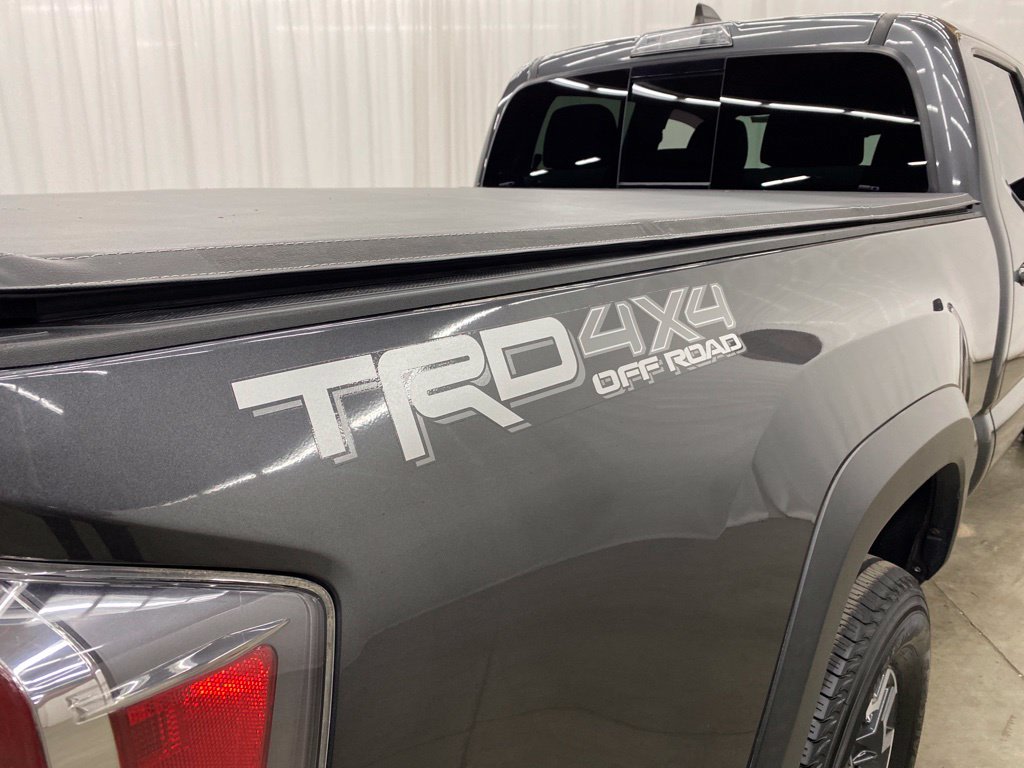 Thumbnail: 2020 Toyota Tacoma - 7