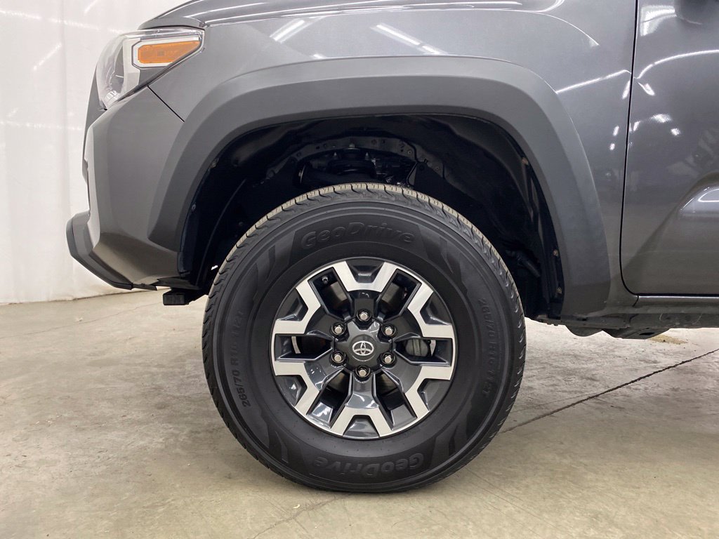 Thumbnail: 2020 Toyota Tacoma - 8