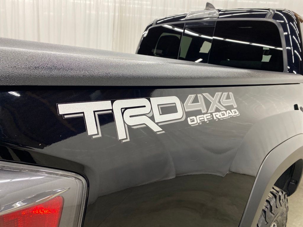 Thumbnail: 2021 Toyota Tacoma - 7