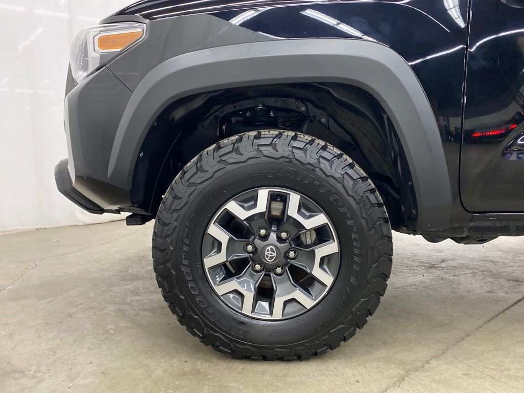 Thumbnail: 2021 Toyota Tacoma - 8