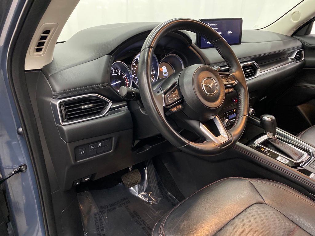Thumbnail: 2022 Mazda CX-5 - 2