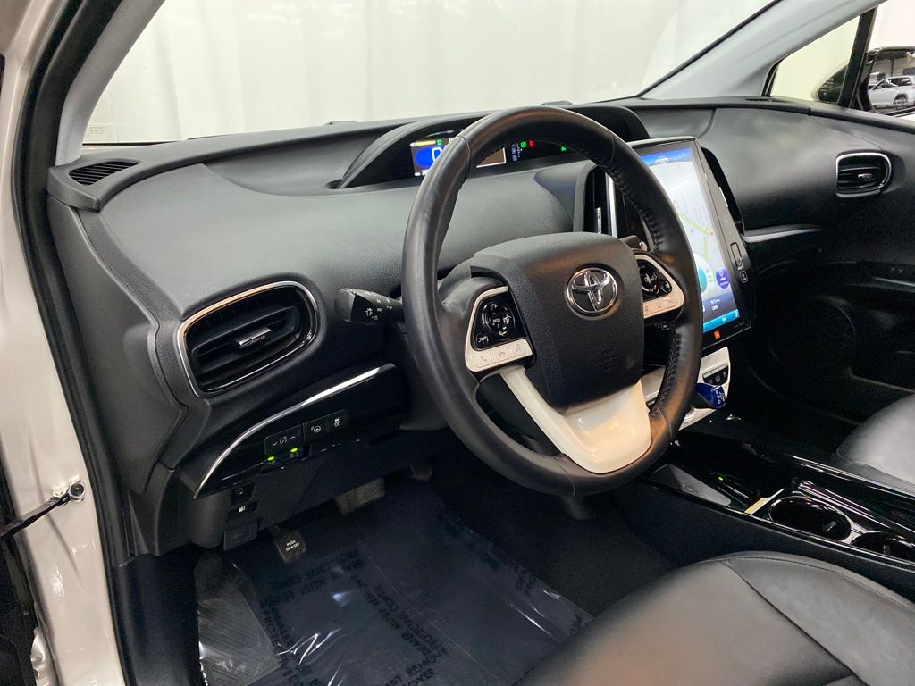 Thumbnail: 2019 Toyota Prius Prime - 2