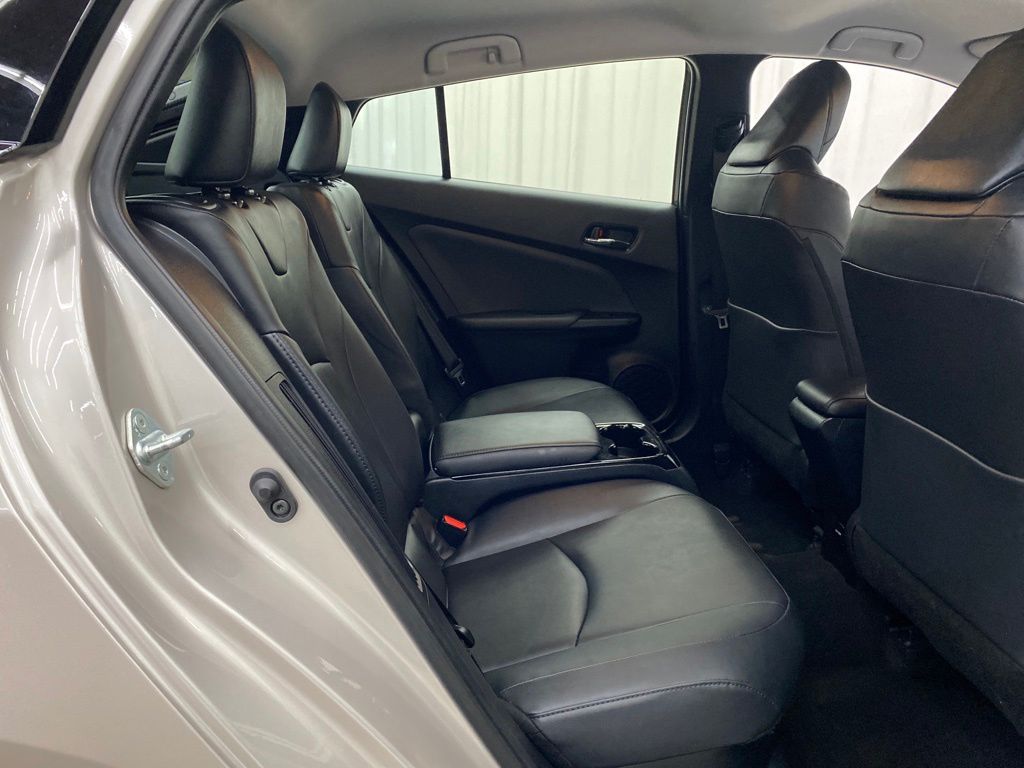 Thumbnail: 2019 Toyota Prius Prime - 24