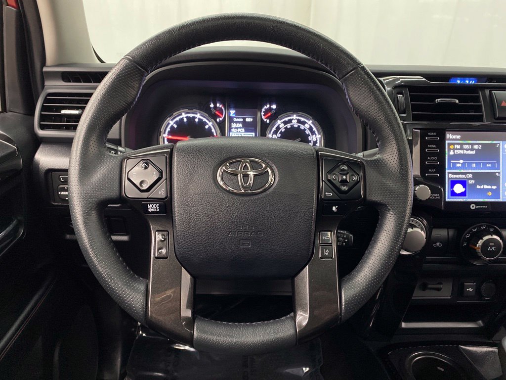 Thumbnail: 2020 Toyota 4Runner - 13