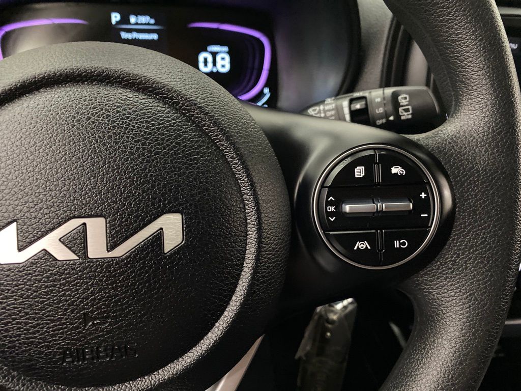 Thumbnail: 2023 Kia Soul - 25