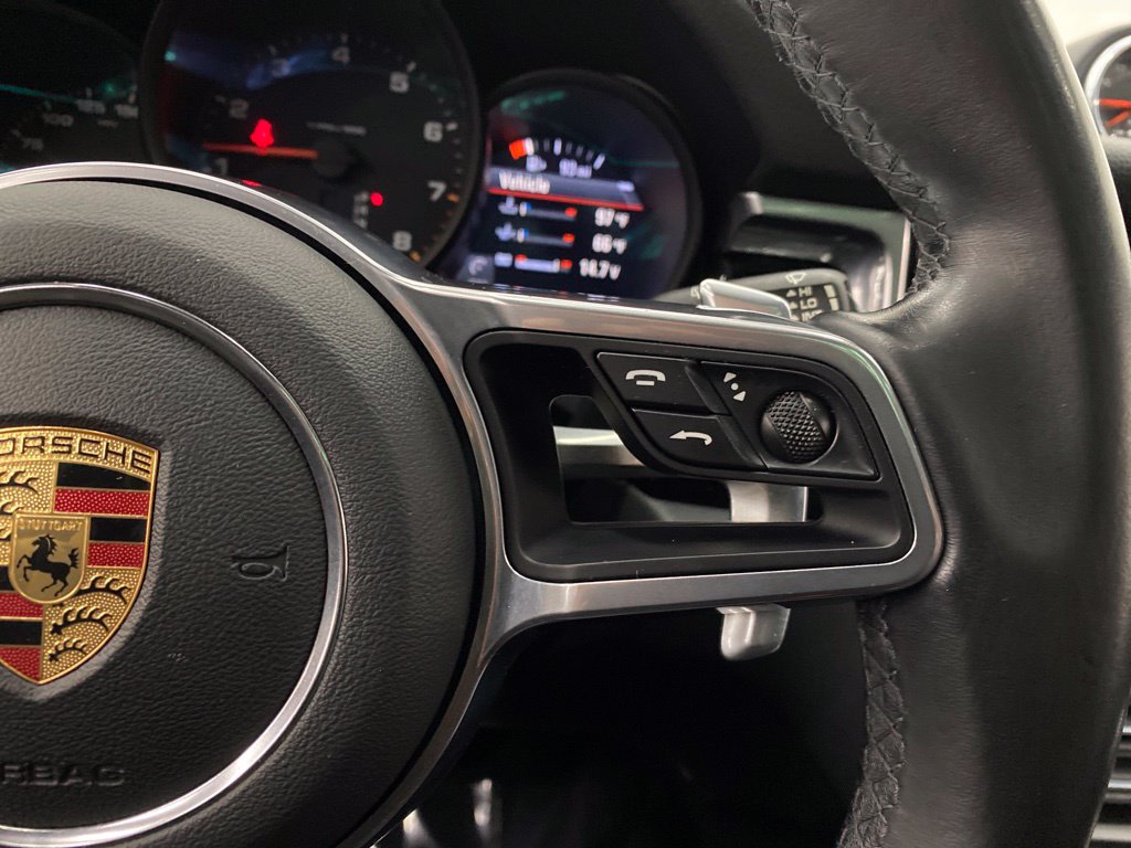 Thumbnail: 2021 Porsche Macan - 28