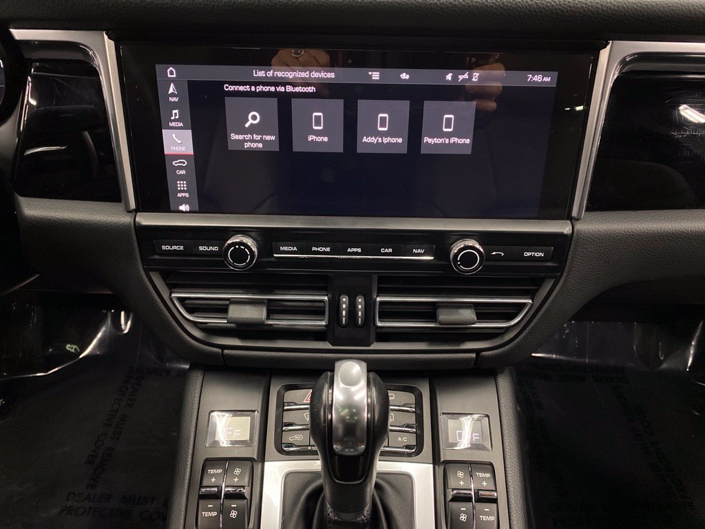 Thumbnail: 2021 Porsche Macan - 15