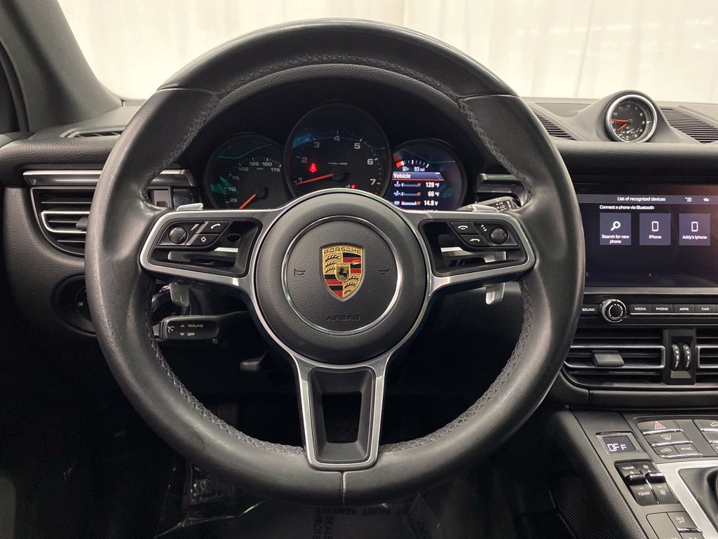 Thumbnail: 2021 Porsche Macan - 14